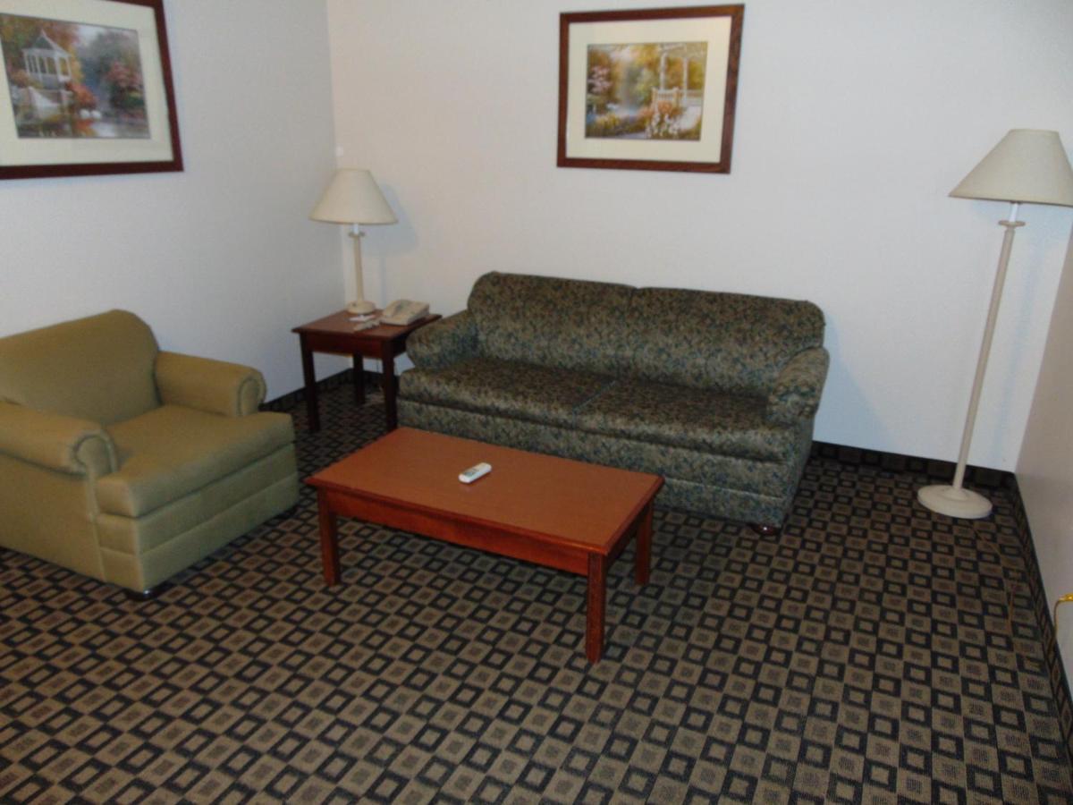 Days Inn By Wyndham Pentwater Habitación foto